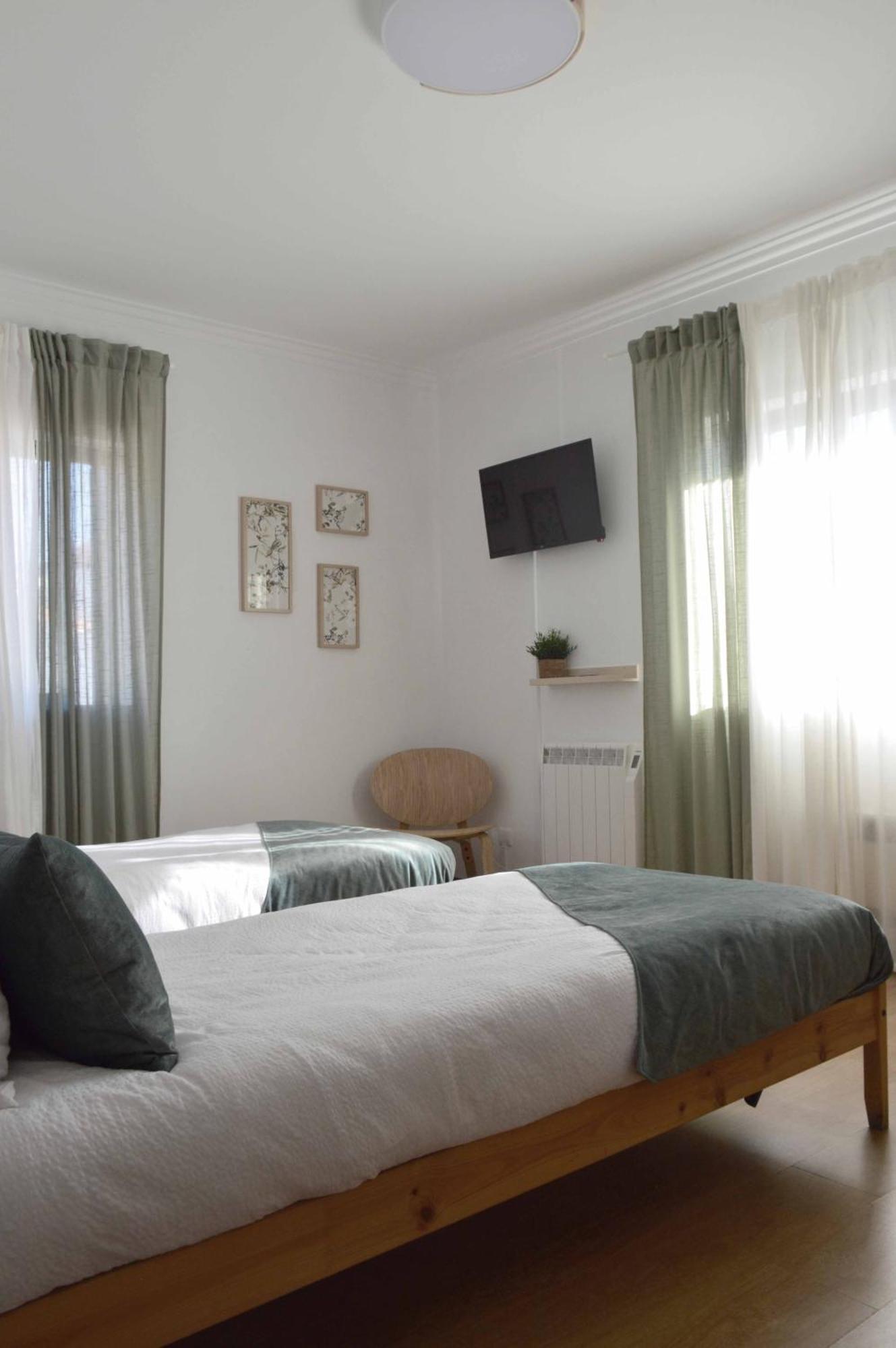 Old Village Hostel Ponte de Lima Room photo